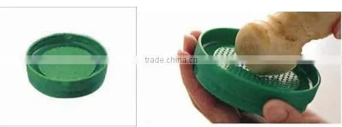High grade Eight and kitchen tools, funnel, measuring cup, juicer, grinding mud machine, mixer, grater, twisting the canned