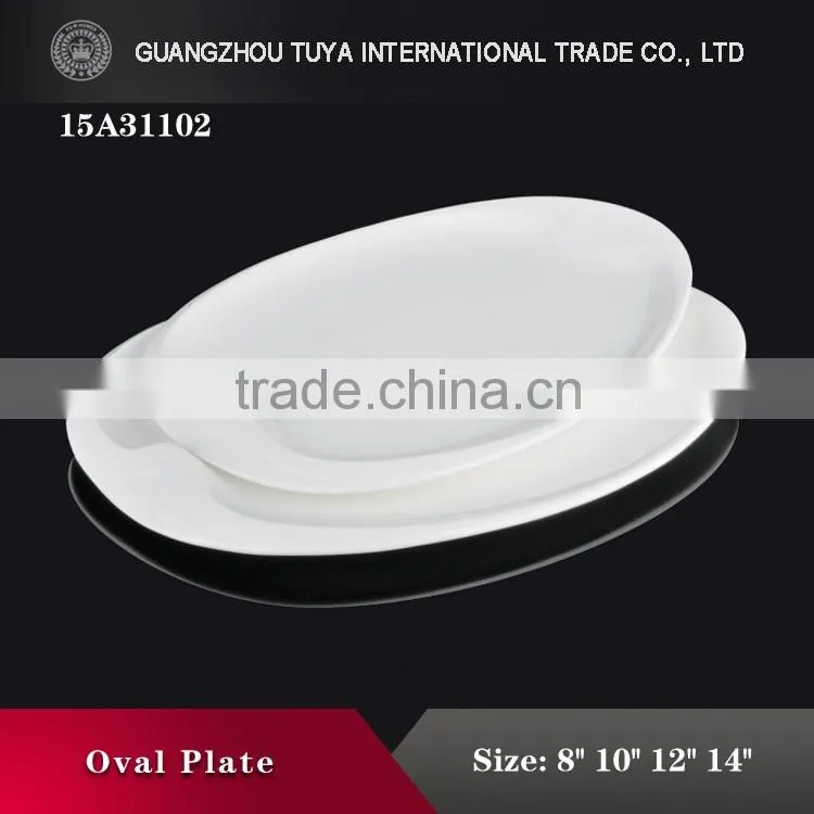 Series of different size restaurant plain white ceramic oval charger plate