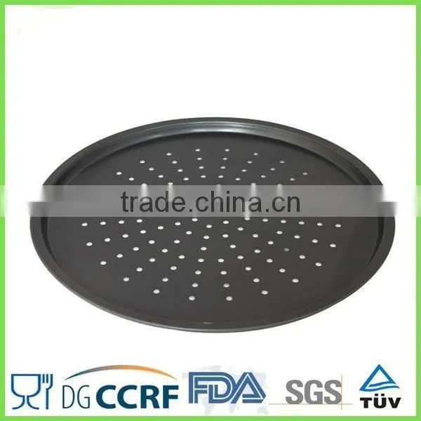 carbon steel hole pizza pan in round shape/pizza tray/bakeware