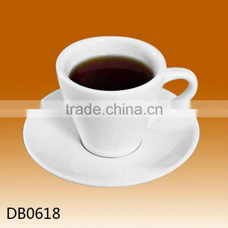 Factory direct wholesale customized white crockery coffee cup
