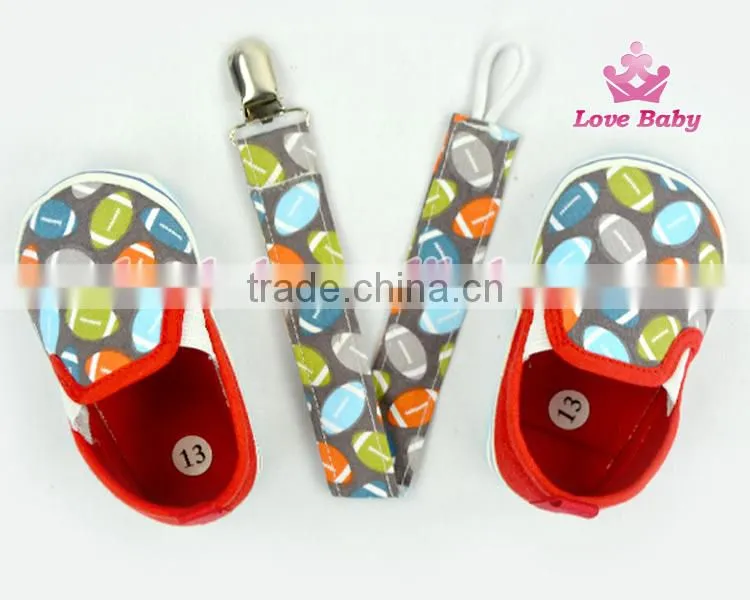 footwear Chinese walk canvas boy soft sole baby shoes matching Infant Pacifier Clip