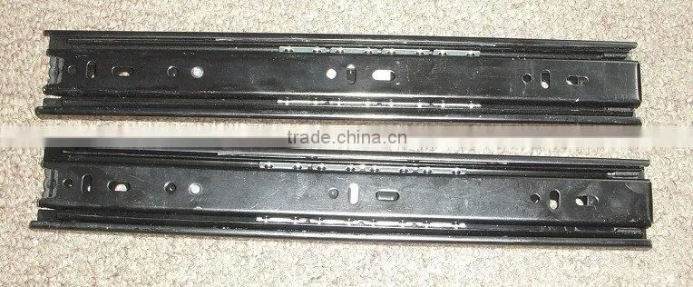 Canton Fair Storage Cabinet with Roller Shutter