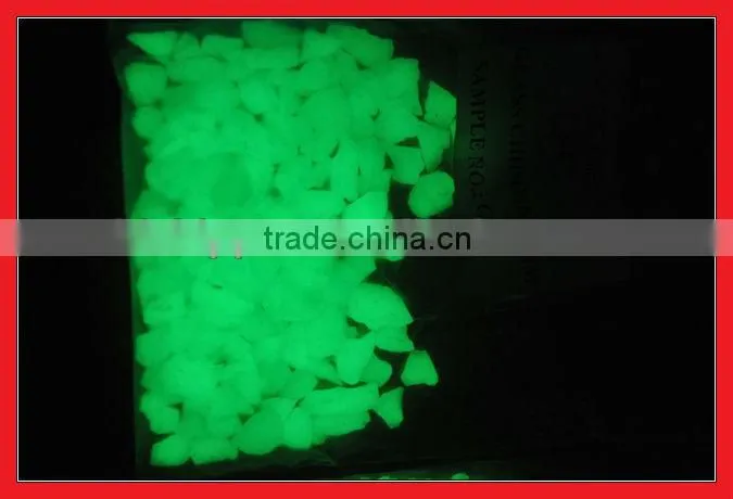 Hi Chipper Glow in the dark Glass Beads
