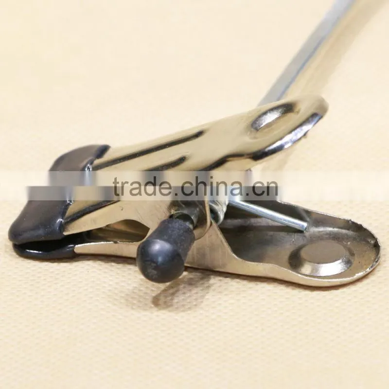 Wholesale trousers rack metal pant hanger with clips