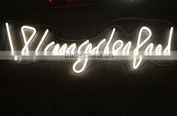2016 New Design China Small Led Neon Light Signs