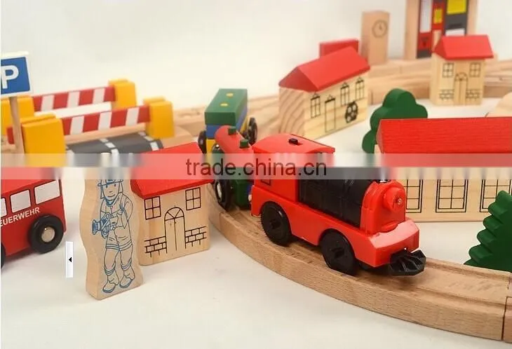 confirm to ASTM and EN71 Electric locomotive, 80pcs railway wooden train set
