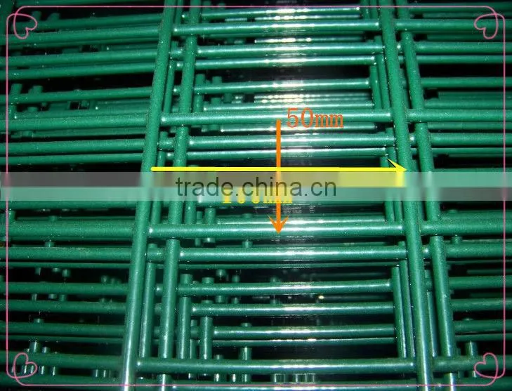 RAL6005 powder coated 5mm wire welded 4 bending mesh panels 2.5x1.63m 50x200mm aperture sqaure post fencing