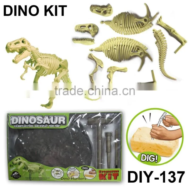 Plastic Barreled Make-up Dinosaur Fossil Toys