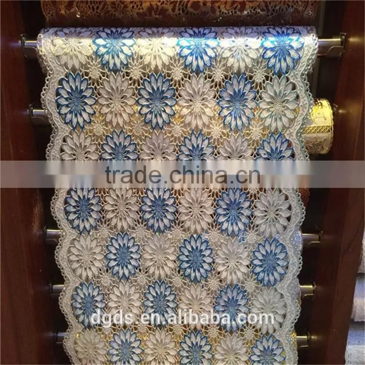 China factory Rectangle lace oilproof dining table cover easy care pvc printed table cloths