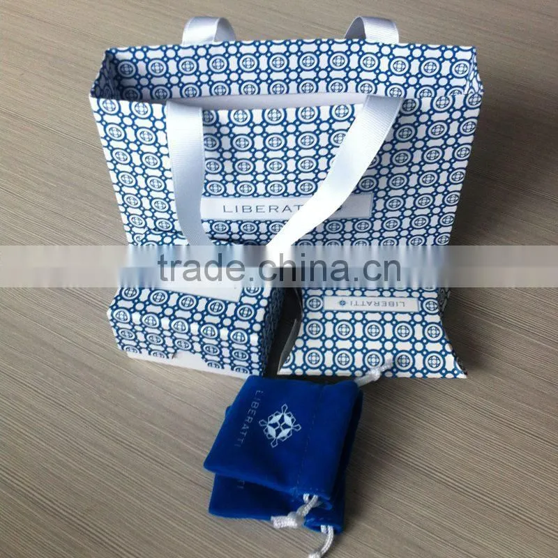 Custom white delicate jewelry hardcover gift custom box for bracelet satin inside