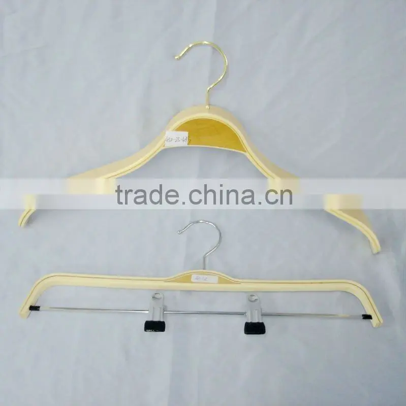 WA55 laminated hanger for clothes