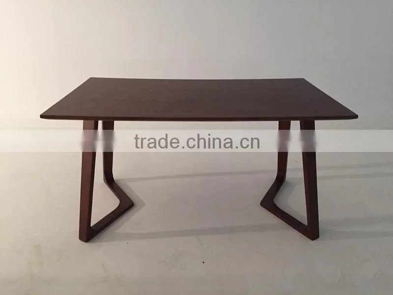leisure round table