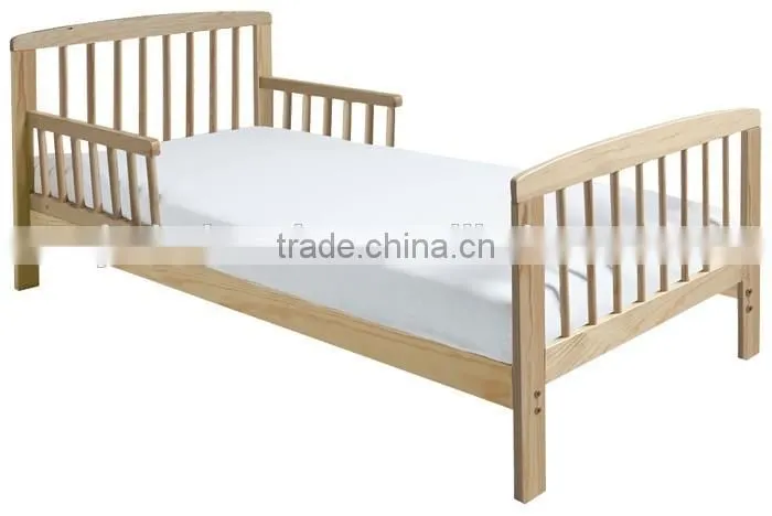 European Style Cheap Pine Wood Baby Cotbed Toddler Bed