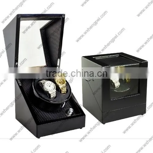 Apparatus for shaking watch