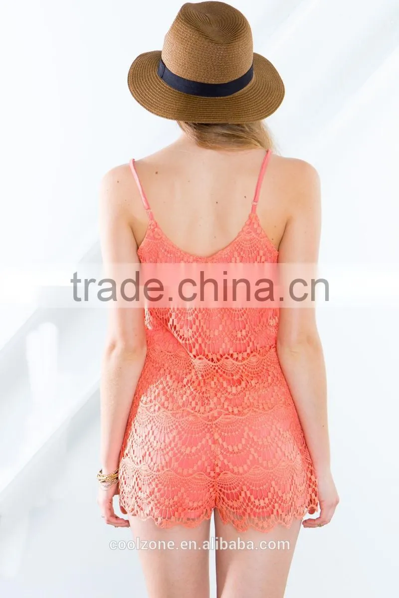 Women shoulder straps underlining crochet lace romper
