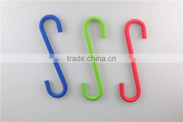 Metal clothes wire decorative s shape color hook