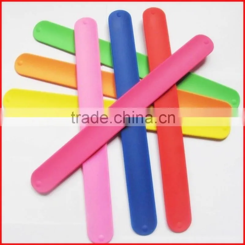 Made in china good quality silicone bracelet, silicone wristbands