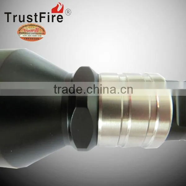 factory sales TrustFire F15-T6 rechargeable zoomable led flashlight outdoor camping led flashlight