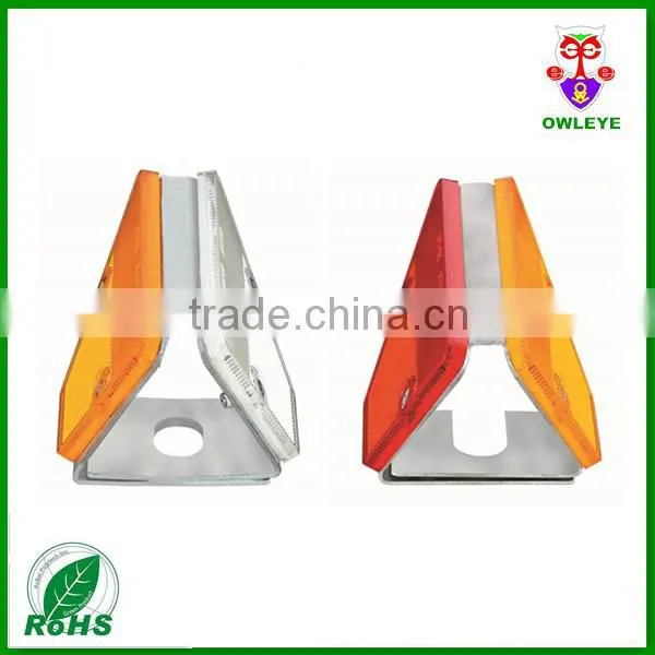 High Visibility Guardrail Reflector in Guangzhou / Trapezoid Delineator