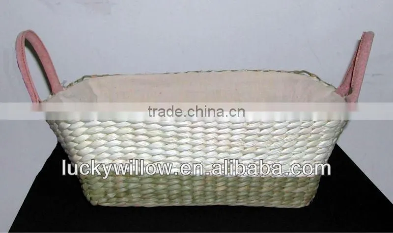 make corn husk storage basket with liner &handle