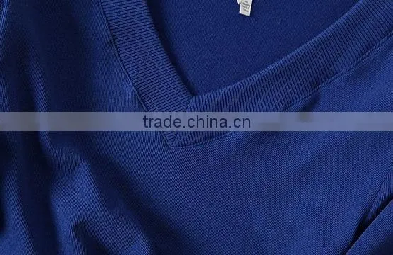 The long sleeve dark blue normal V neck knitting pullover casual men knitted sweater
