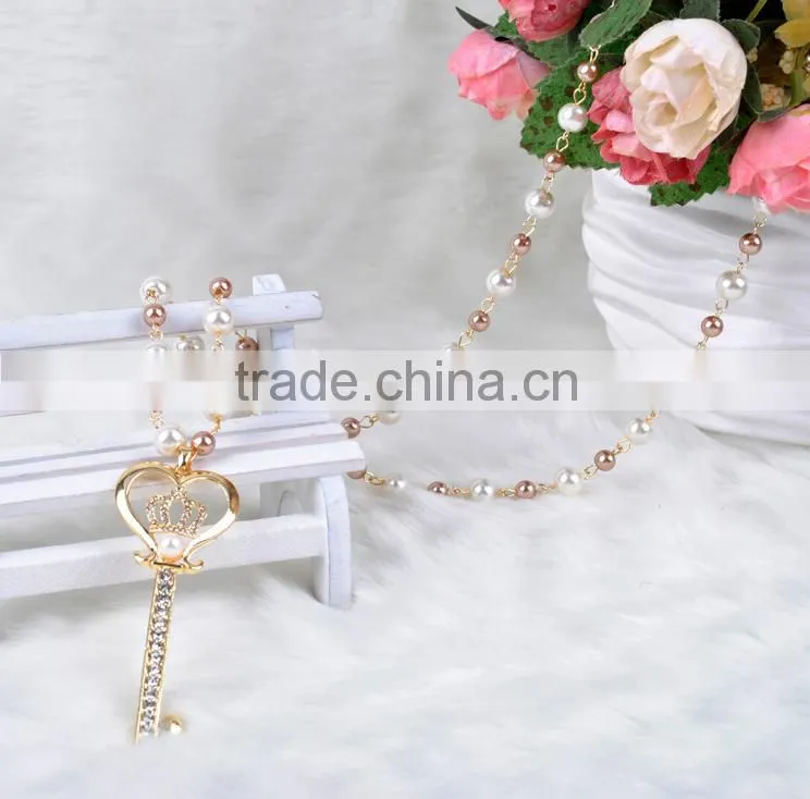 2016 hot sale new fashion simple jewelry women gold key luxury crown necklace