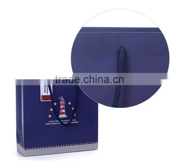 Wholesale brown kraft paper christmas gift bag in China