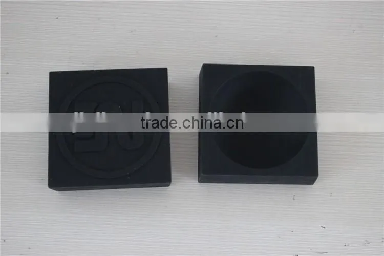 Silicone ashtray with custom logo
