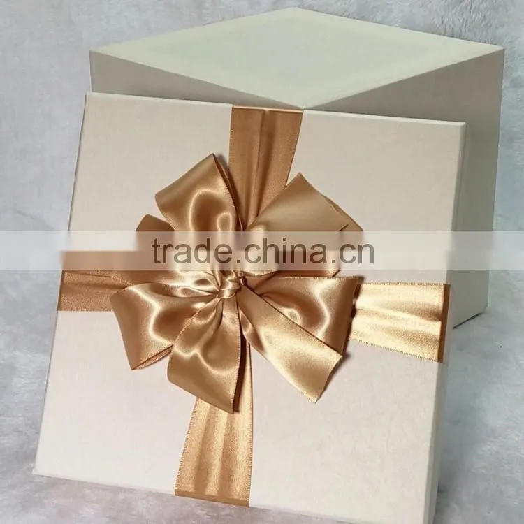 Hot sale square large gift box custom elegant lover wedding gift paper box