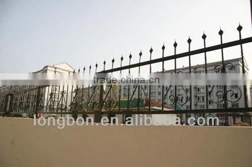 Top-selling hand forged ornamental iron fence spears
