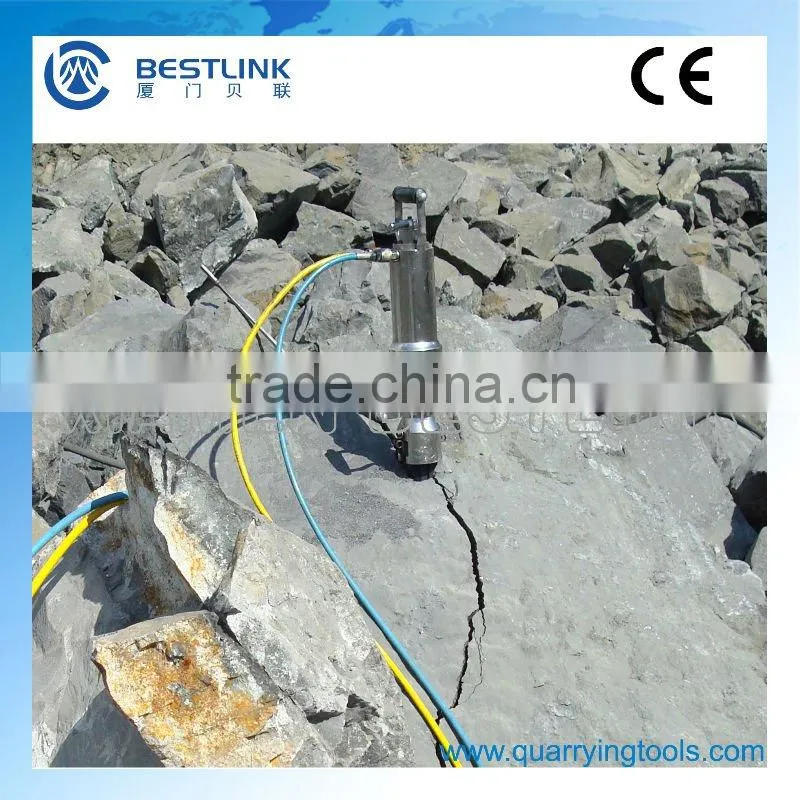 Hydraulic stone and rock splitter