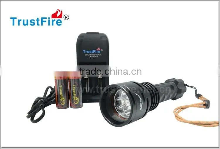 TrustFire DF003 aluminum diving flashlight operated by CREE XML T6 led 3000lm 3 led diving flashtorch CE,FCC certification