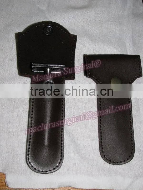 MEN RAZOR WITH LEATHER COVER