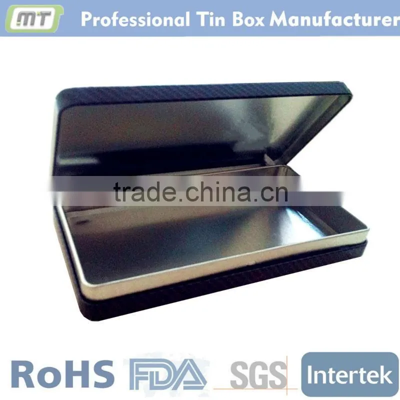 colored print rectangular tin with hinge lid