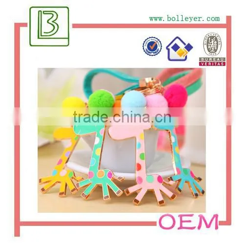 Custom enamel metal giraffe design keychain