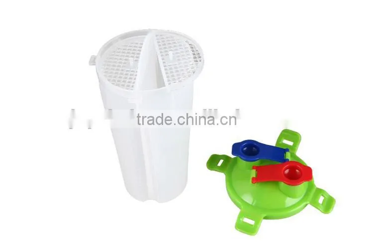 2015 New BPA free 2 in 1 Twin Pack Plastic Dual Shaker