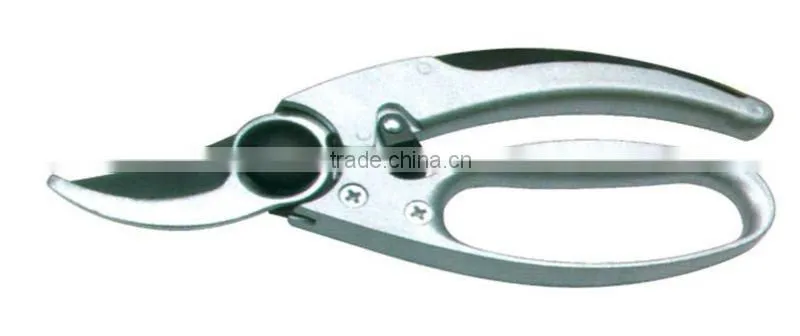 Bypass Pruning Shear