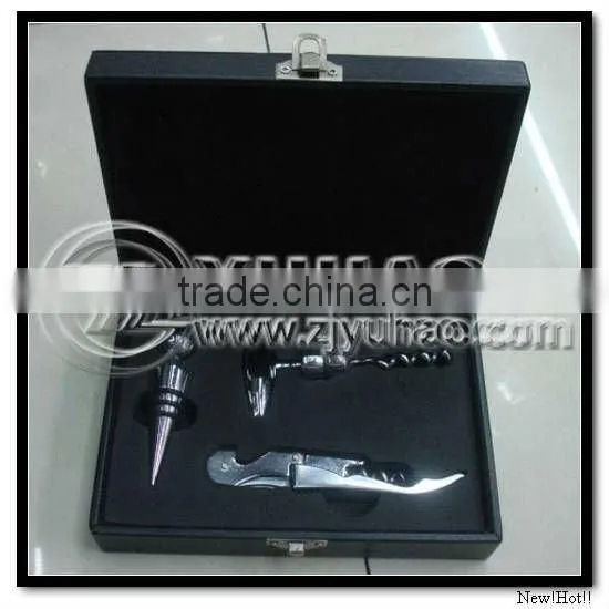 4pcs Wine Case Set With Wooden Box