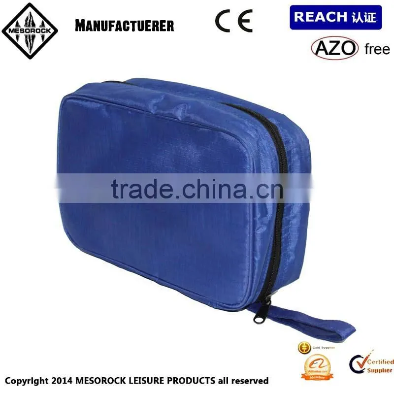 Large Hanging Wash Bag Men's Women's Toiletries Travel Make-Up Case, Zip Closure