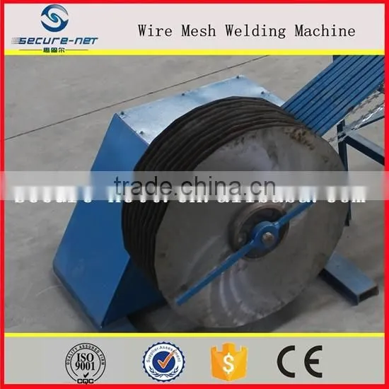 Automatic razor barbed wire machine
