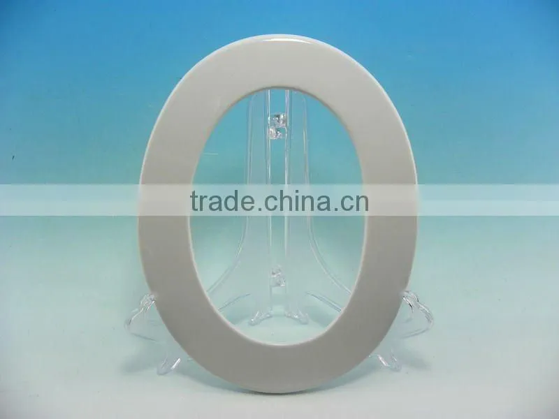 WHITE CERAMIC PHOTO FRAME