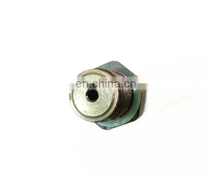 Fuel Rail Pressure Sensor for To-yota Hilux Hiace D4D 3.0L OEM 89458-71010 499000-6121