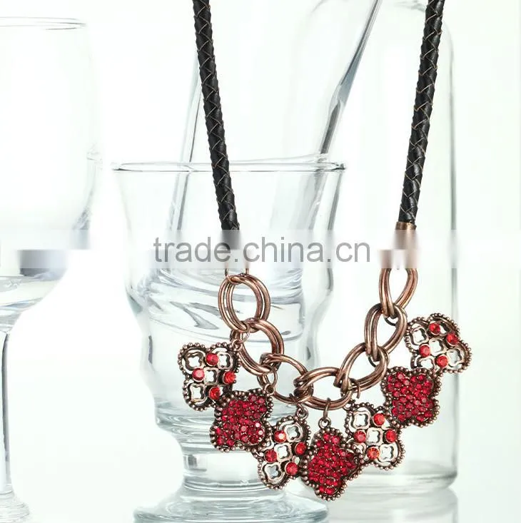 The European and American fashion metal joker diamond necklace old fashion jewelry