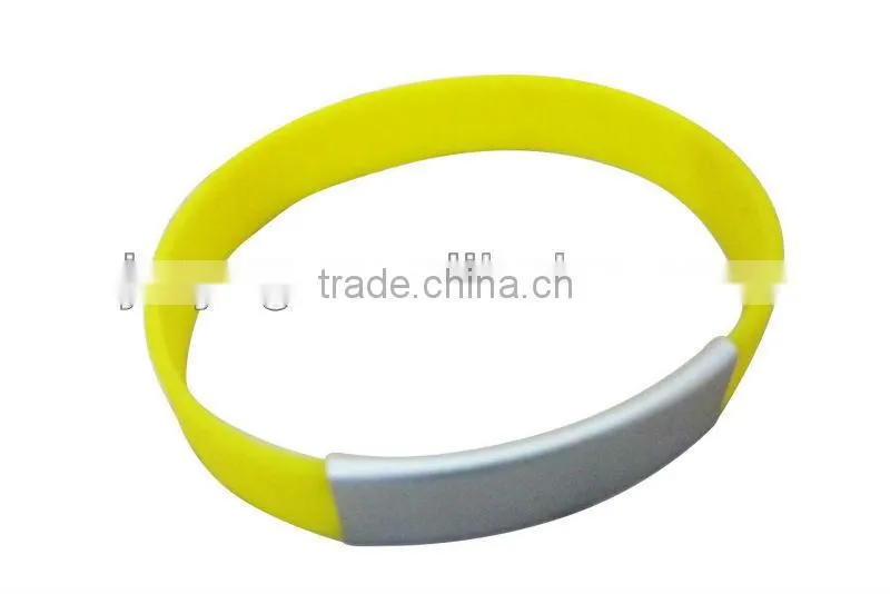 fashion custom thin silicone bracelet/round silicone bracelet/2013 bracelets
