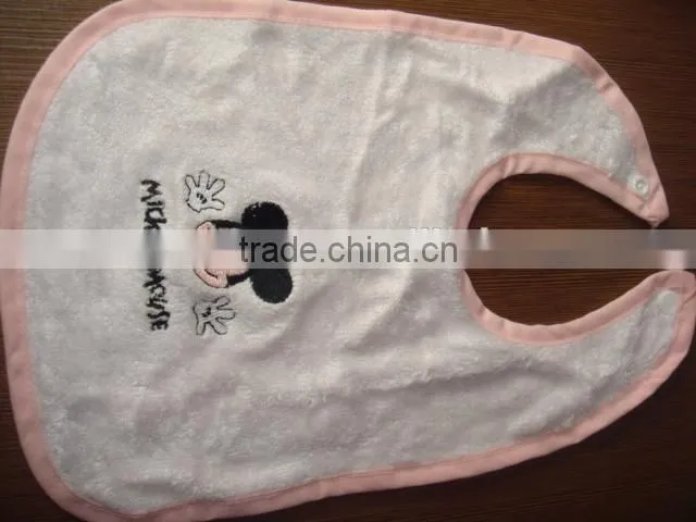 Multi -designs Beautiful embroidery baby bib