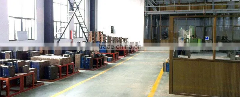 Food Grades 2015 New Popular Salad Sauce Plastic Bottle