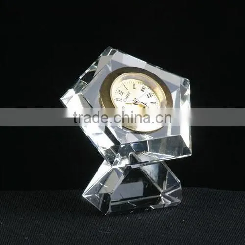 2016 Excellent quality k9 material crystal clock