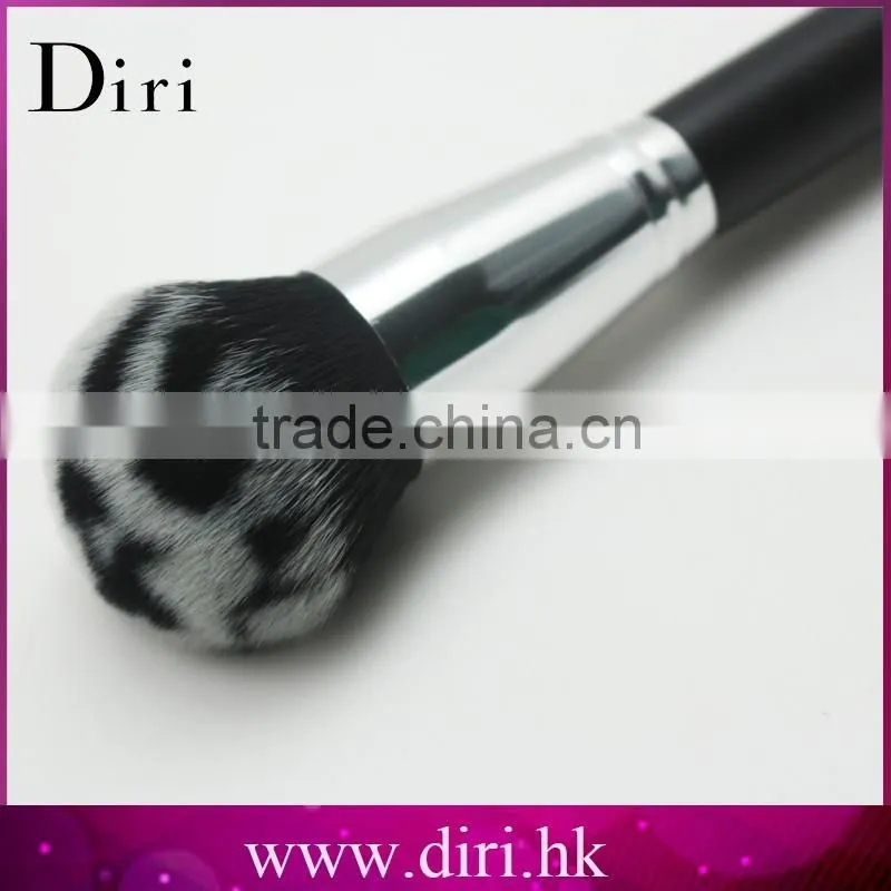 Factory OEM Nylon Hairs Single Makeup Brush Powder Brush