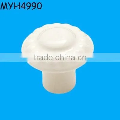 Designed bird shaped ceramic door knob