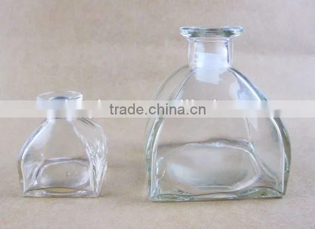heteromorphism glass wine bottle